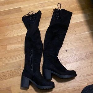 Over knee Suede Booties